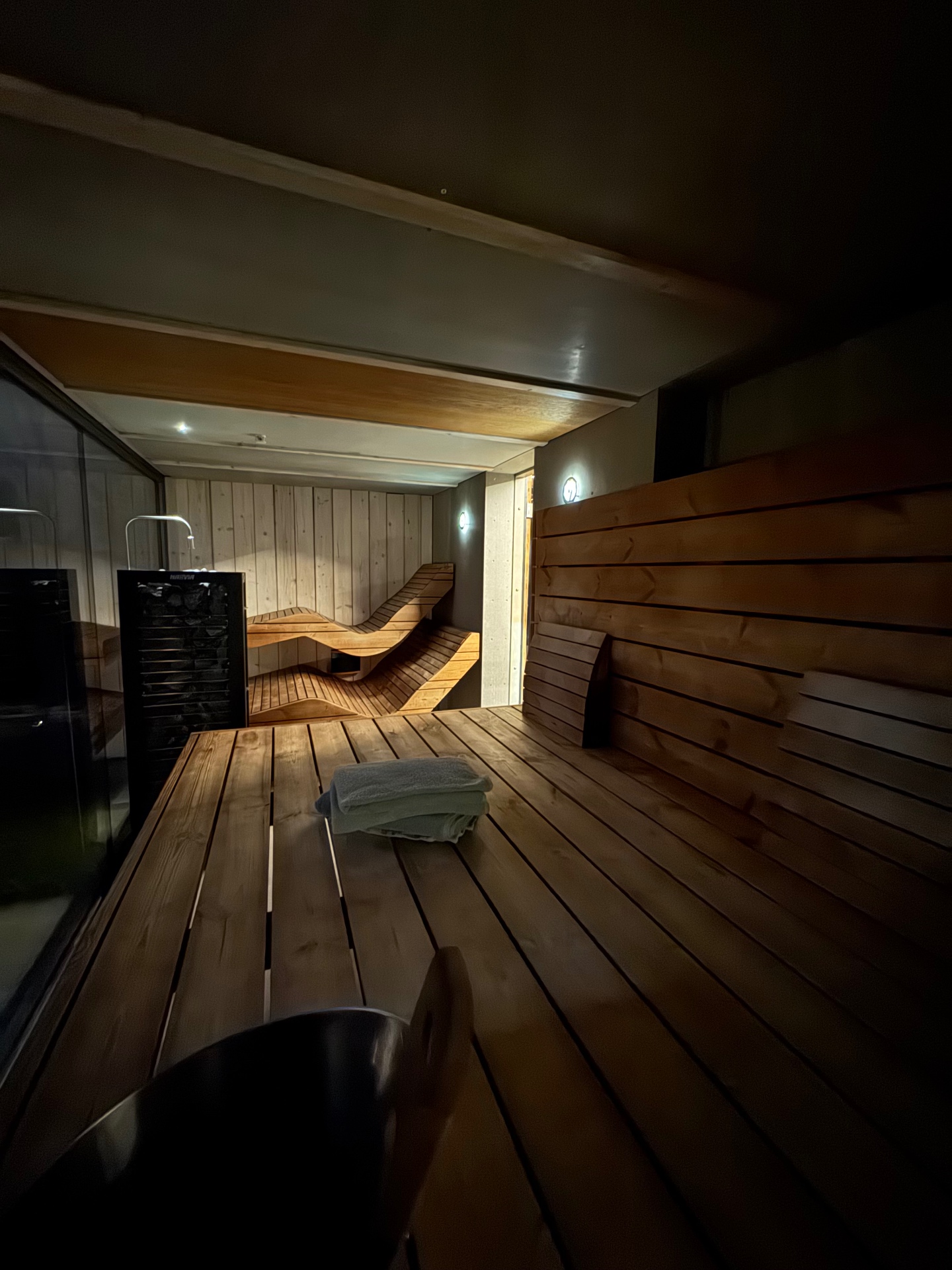Sauna — AUROOM WELLNESS